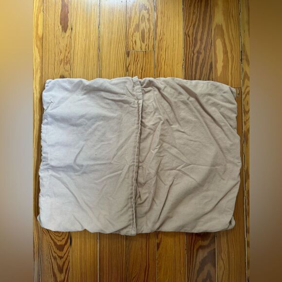 CB2  Pillowsham - Picture 5 of 6